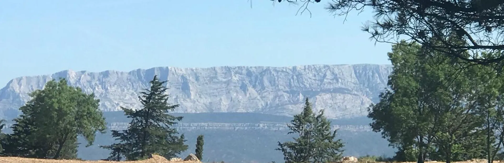 Un Balcon Sur La Sainte Victoire Villa Cadolive France